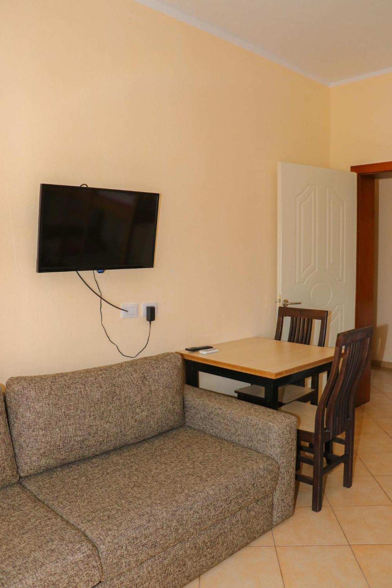 Hotel As Baks-Rrjoll شكودر المظهر الخارجي الصورة